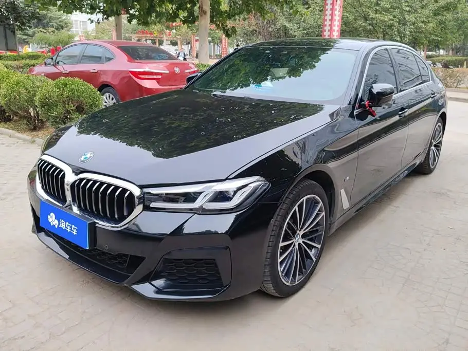 BMW 5 Series, 2023