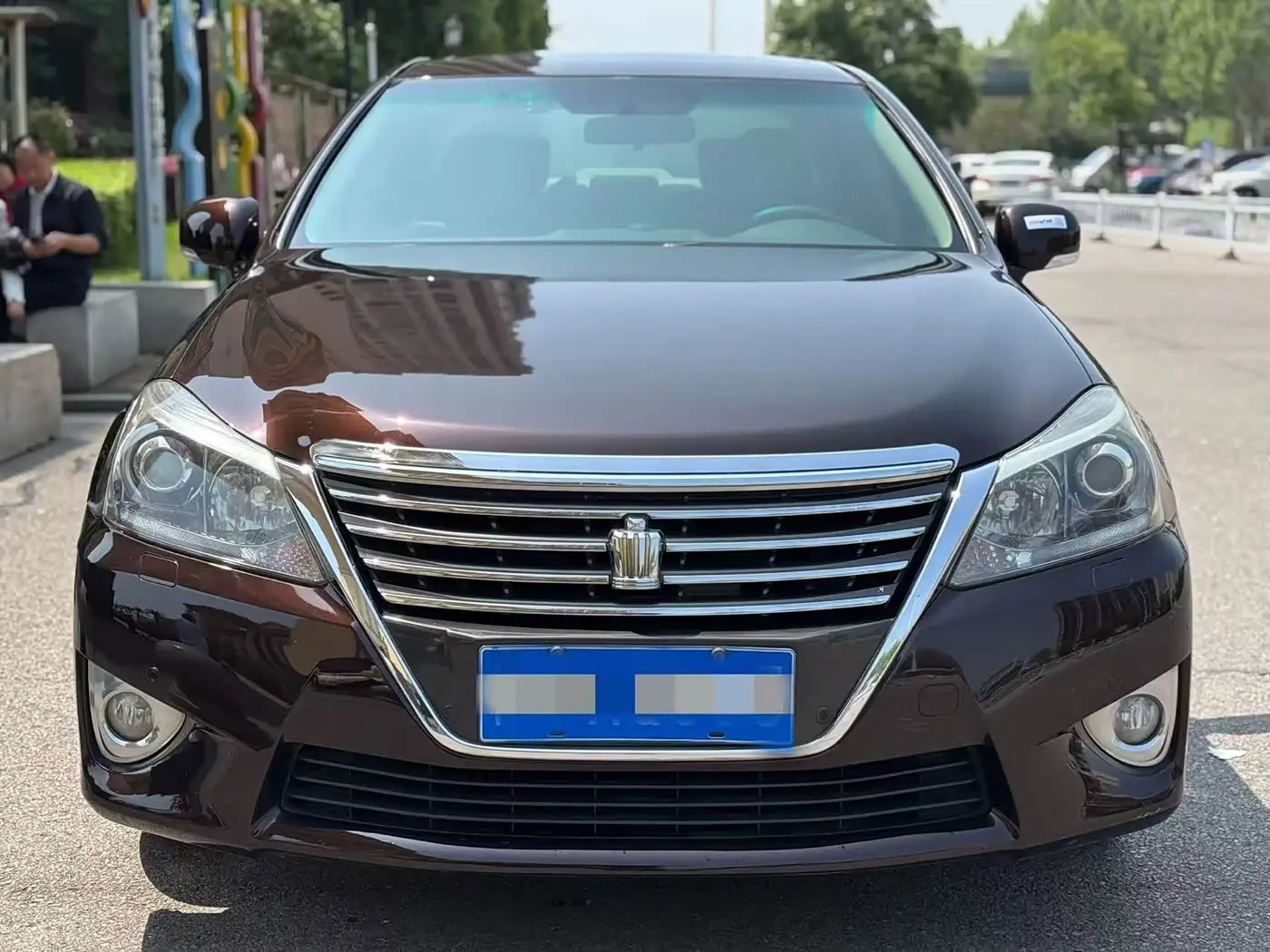 Toyota Crown 2013 — Photo 4/18