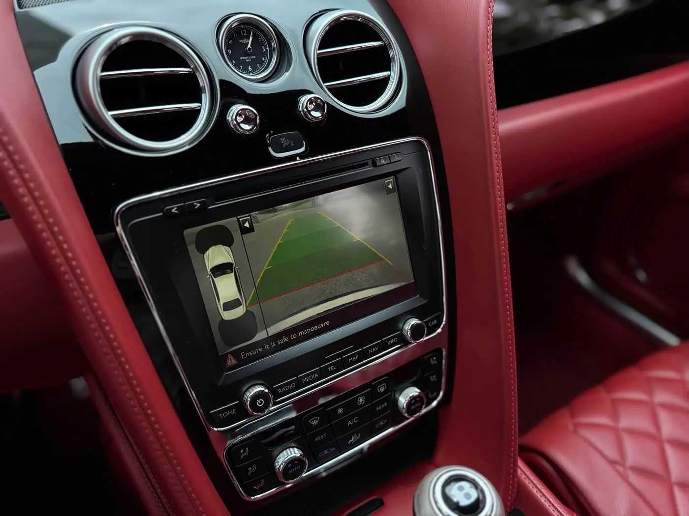 Bentley Flying Spur 2020 — Фото 14/20