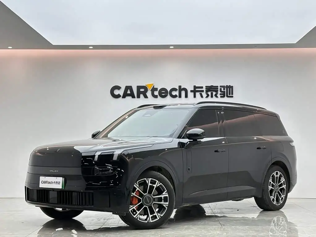 Lynk & Co 900, 2025