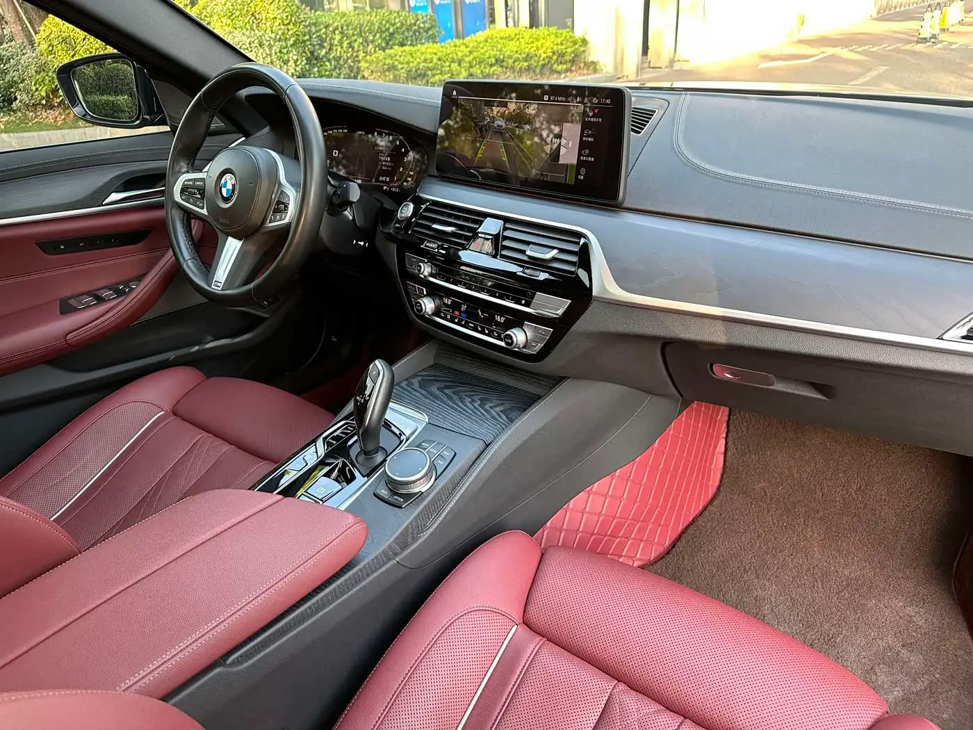 BMW 5 Series 2022 — Photo 5/13