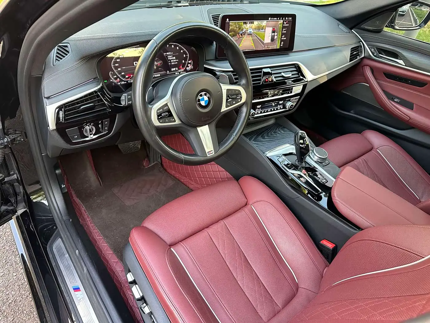 BMW 5 Series 2022 — Photo 4/13