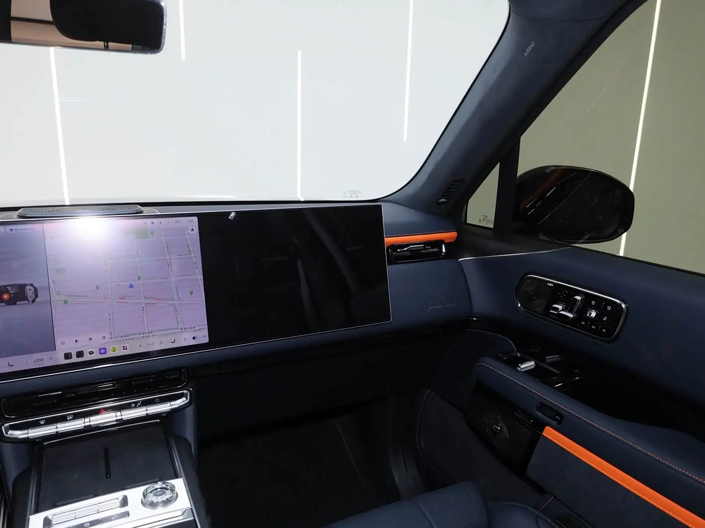 ZEEKR 9X 2026 — Photo 15/20