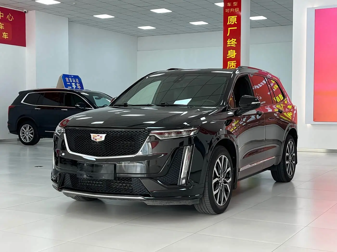 Cadillac XT6 2021 — Photo 1/20
