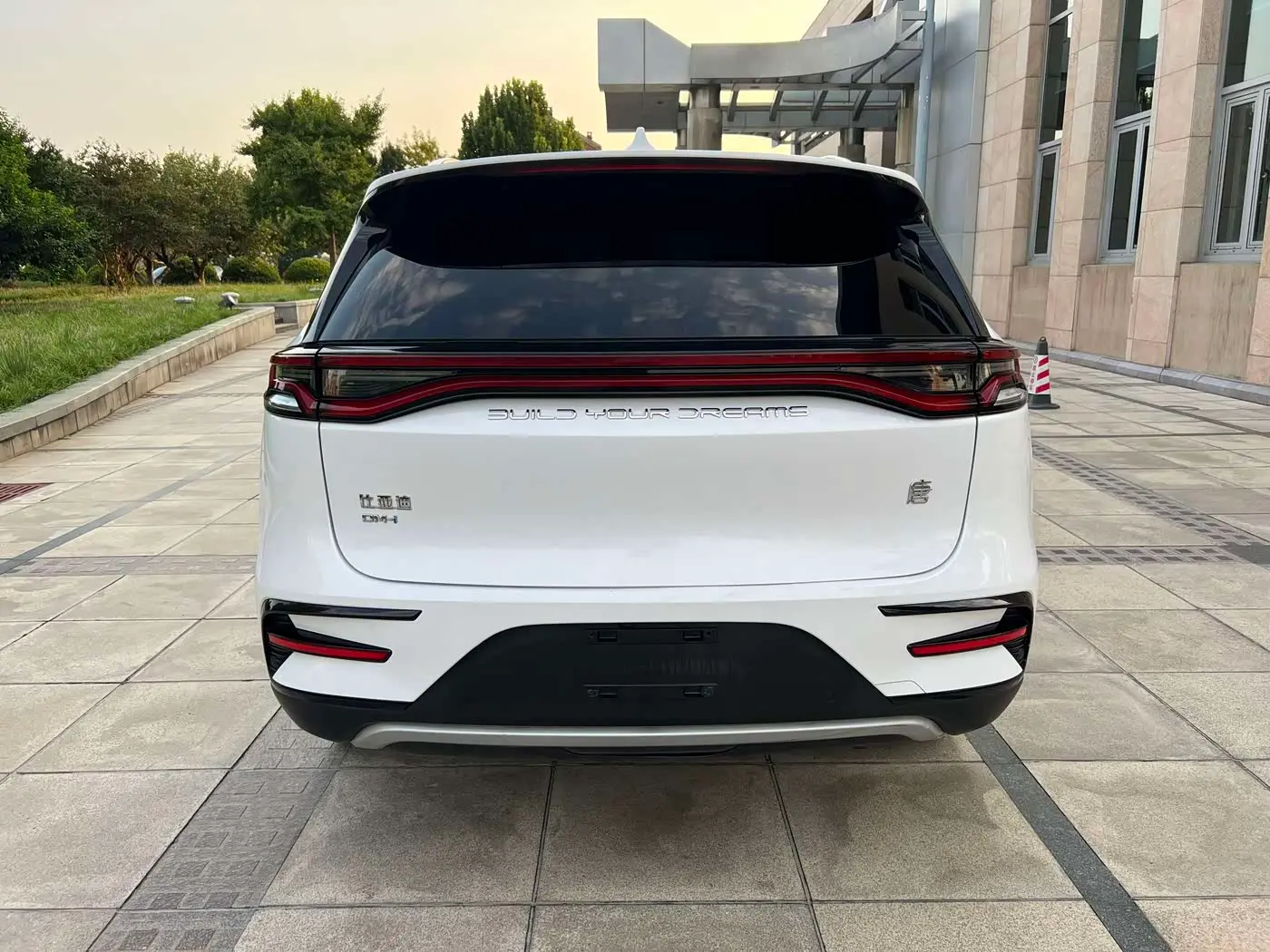 BYD Tang New Energy 2022 — Фото 4/16