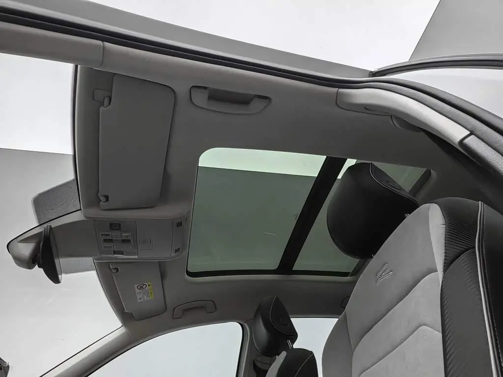 Volkswagen Tayron X 2024 — Фото 14/20