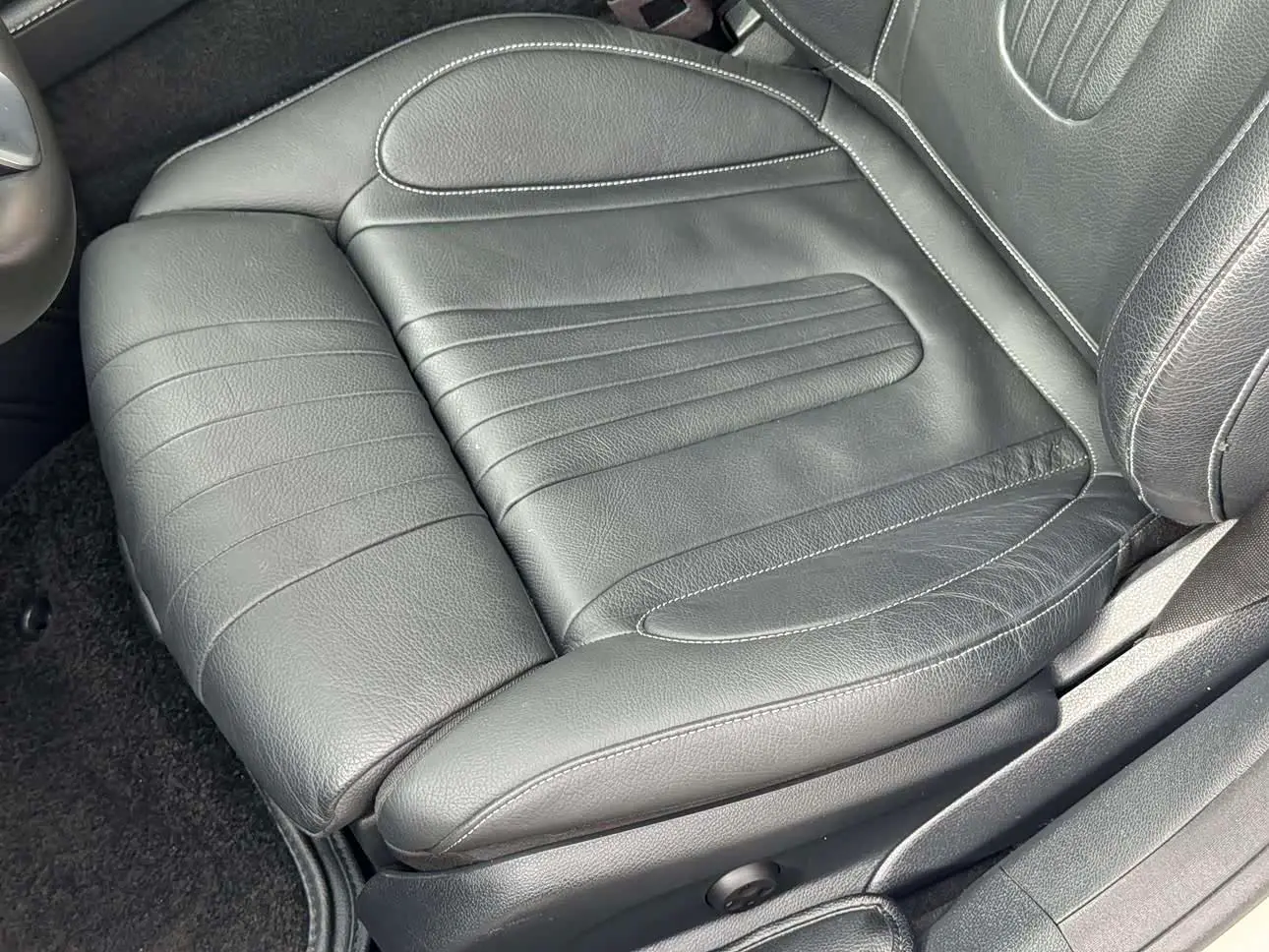 Mercedes-Benz CLS 2021 — Photo 7/15