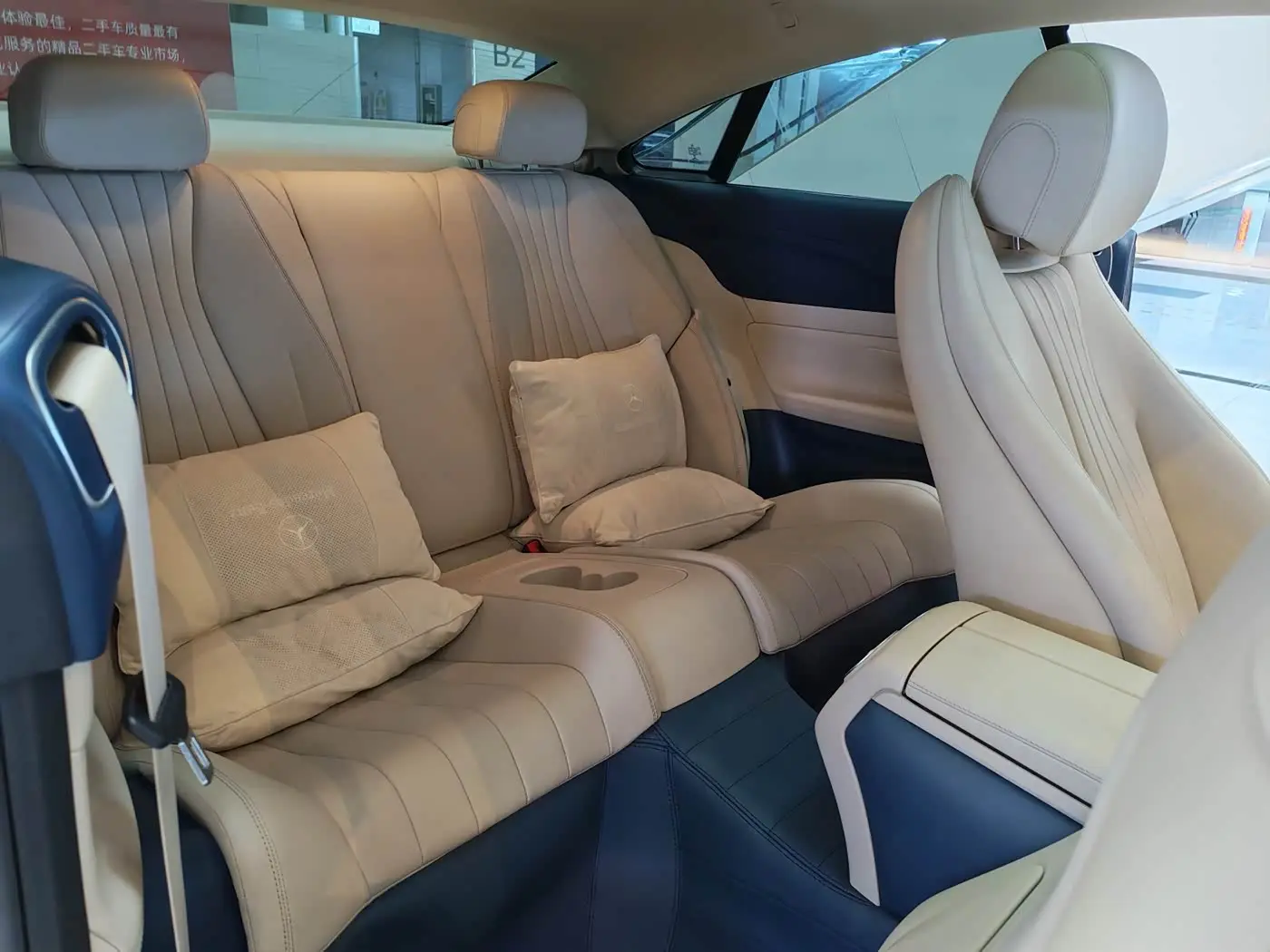 Mercedes-Benz E-Class 2021 — Photo 13/15