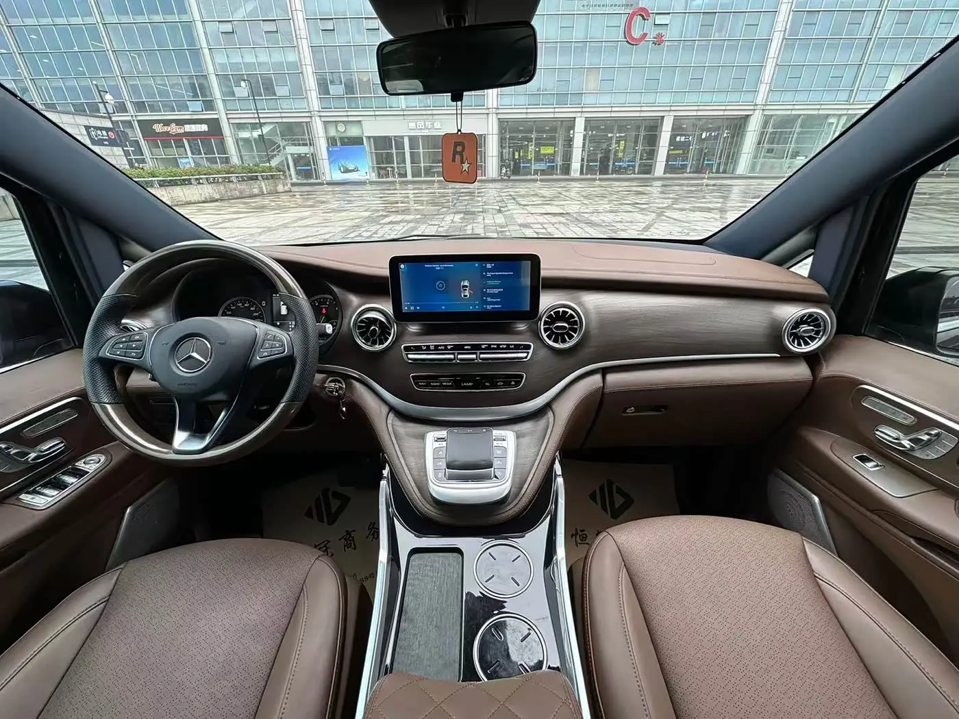 Mercedes-Benz Vito 2022 — ფოტო 14/14