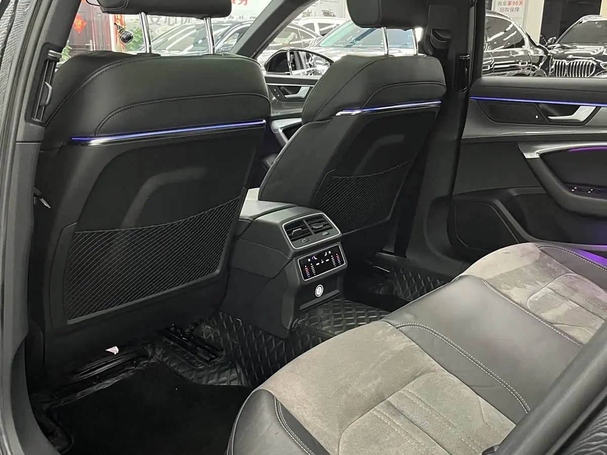 Audi A6L 2021 — Photo 15/20