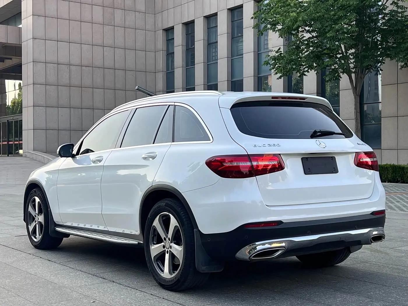 Mercedes-Benz GLC 2016 — Фото 6/9