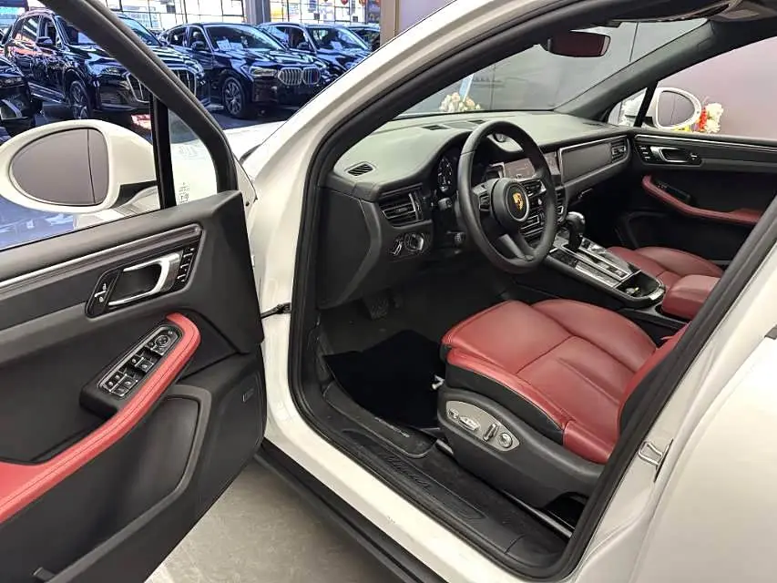 Porsche Macan 2022 — Şəkil 5/9