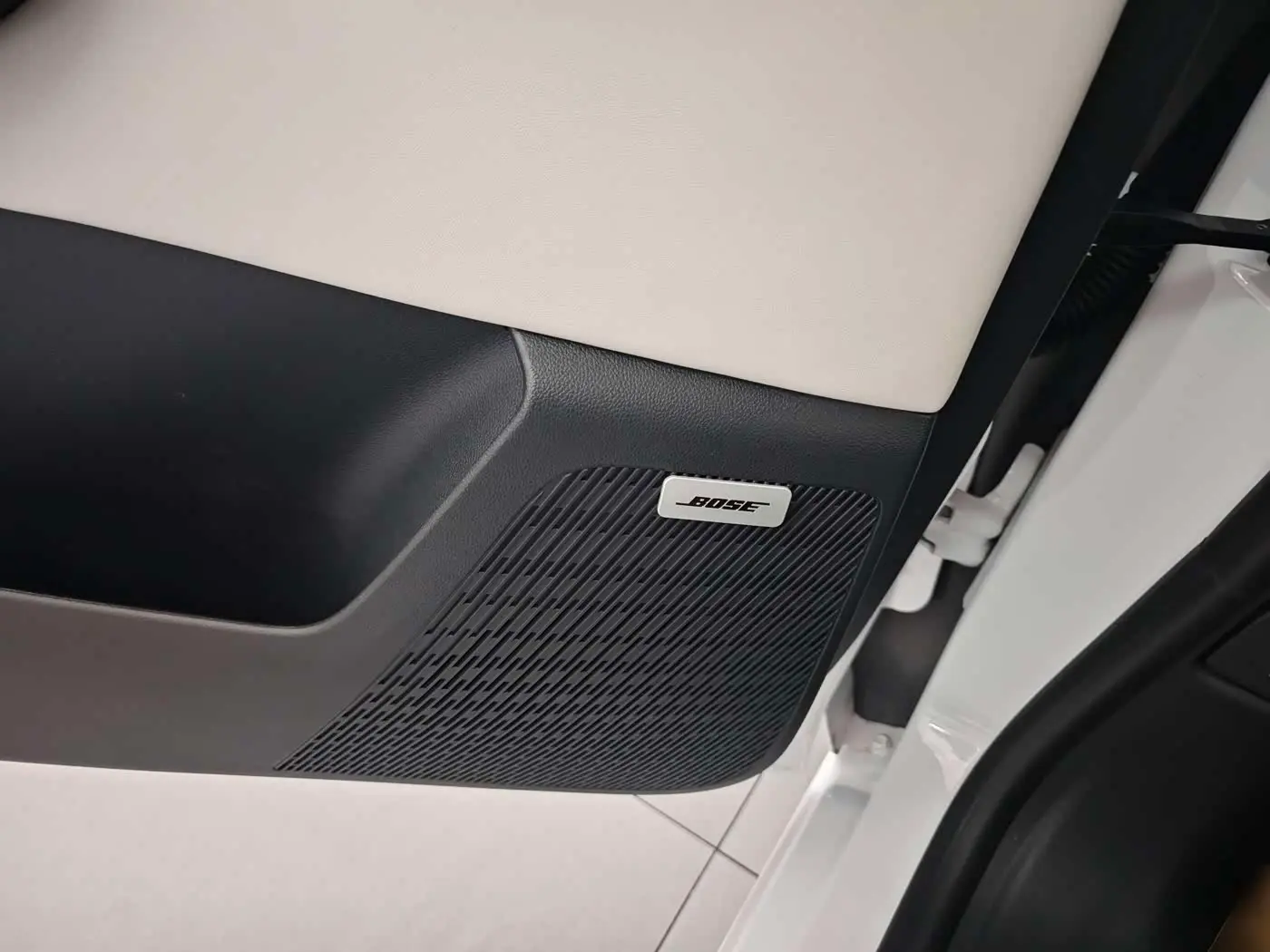 Buick GL8 New Energy 2025 — Фото 11/20