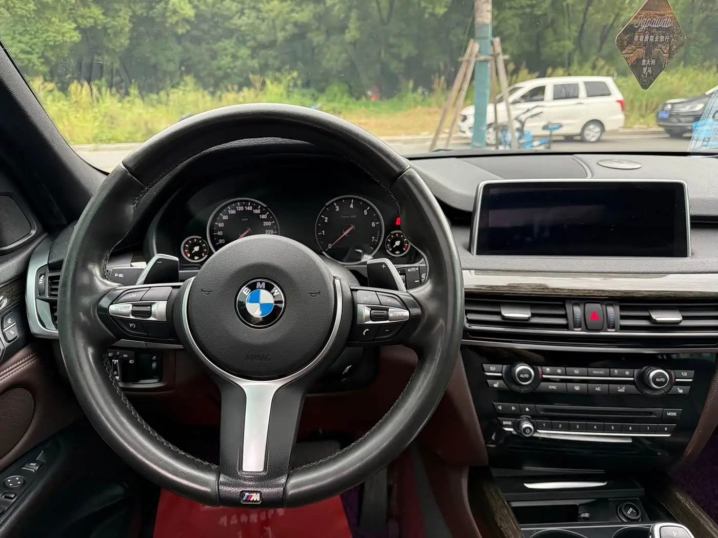 BMW X5 2018 — Фото 14/18