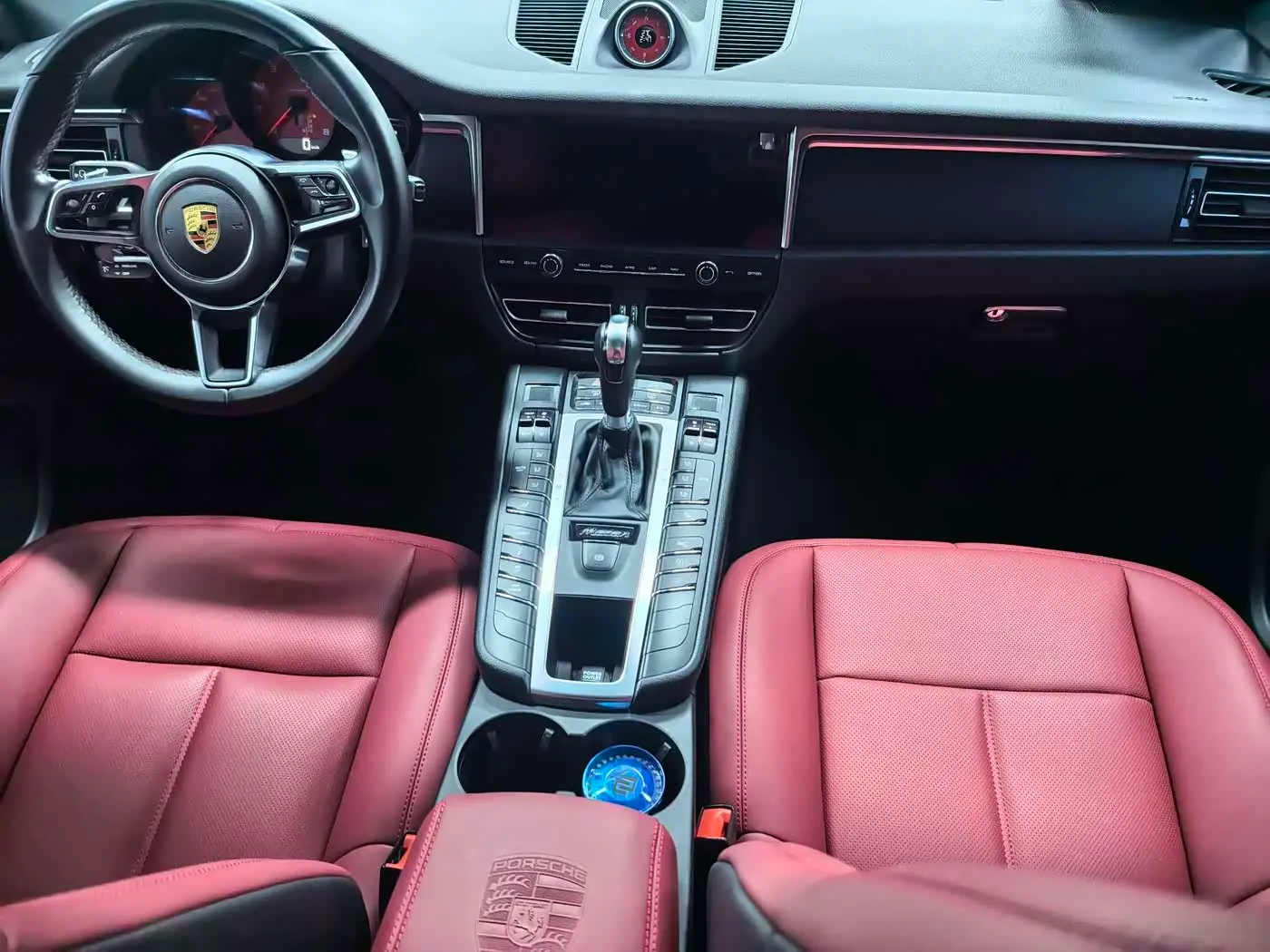 Porsche Macan 2019 — Фото 4/13