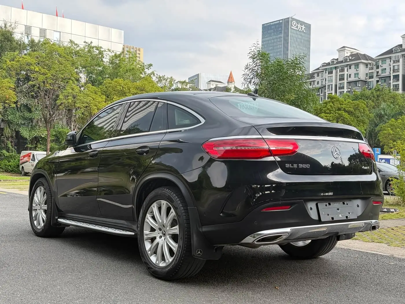Mercedes-Benz GLE Coupe 2018 — Photo 8/20