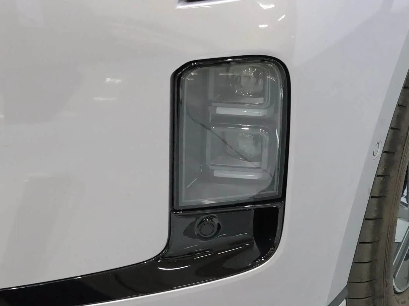 Volvo XC70 Plug-in Hybrid 2025 — Фото 19/20