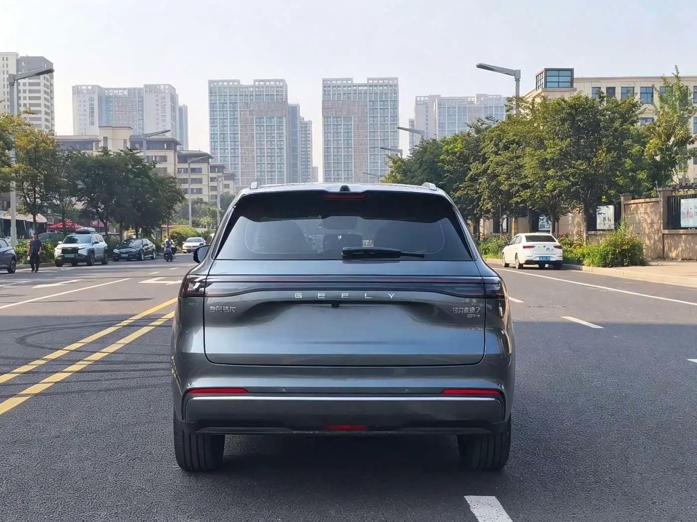 Geely Galaxy Galaxy Starship 7 EM-i 2026 — Фото 8/9