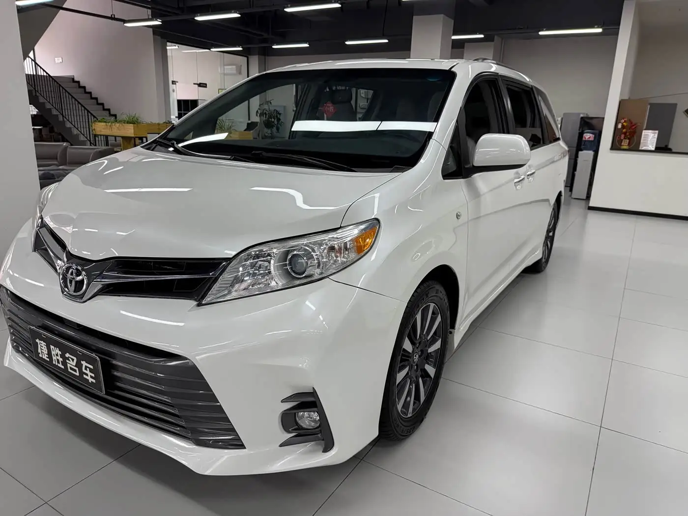 Toyota Sienna, 2017