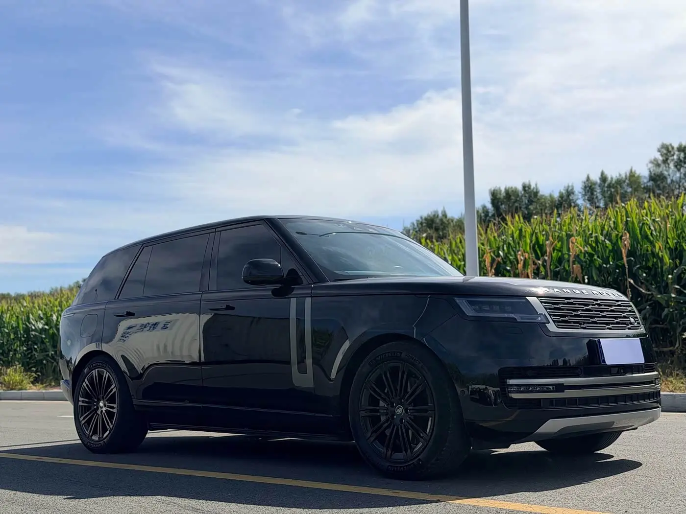 Land Rover Range Rover 2023 — Фото 3/20