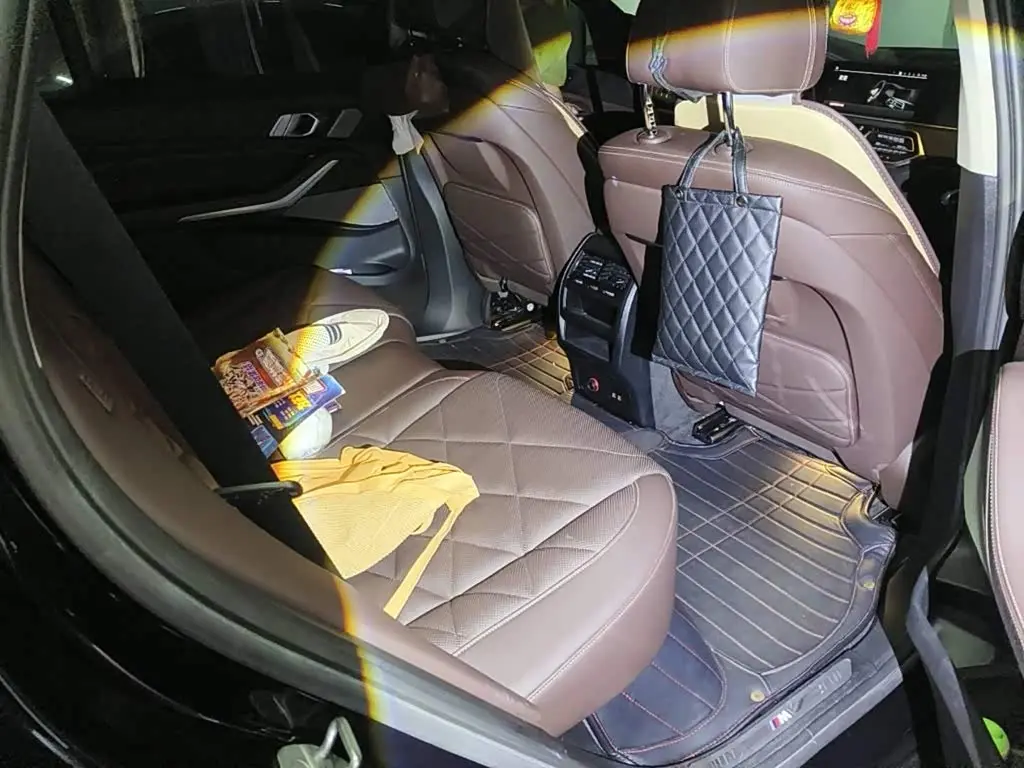 BMW X5 2023 — Photo 11/15