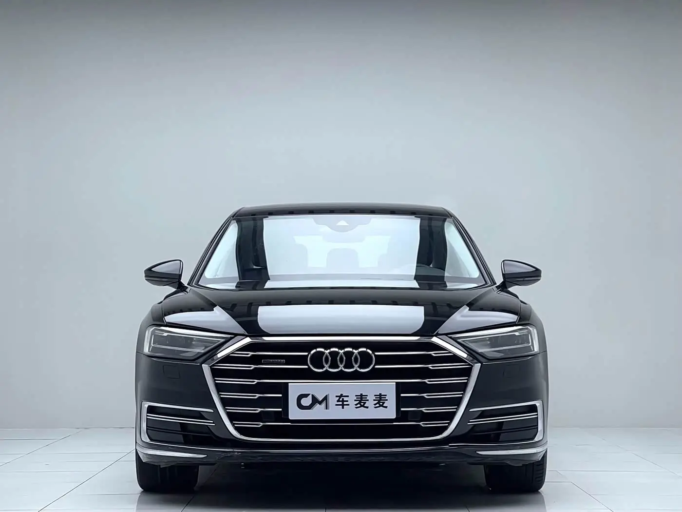 Audi A8 2019 — Фото 2/9