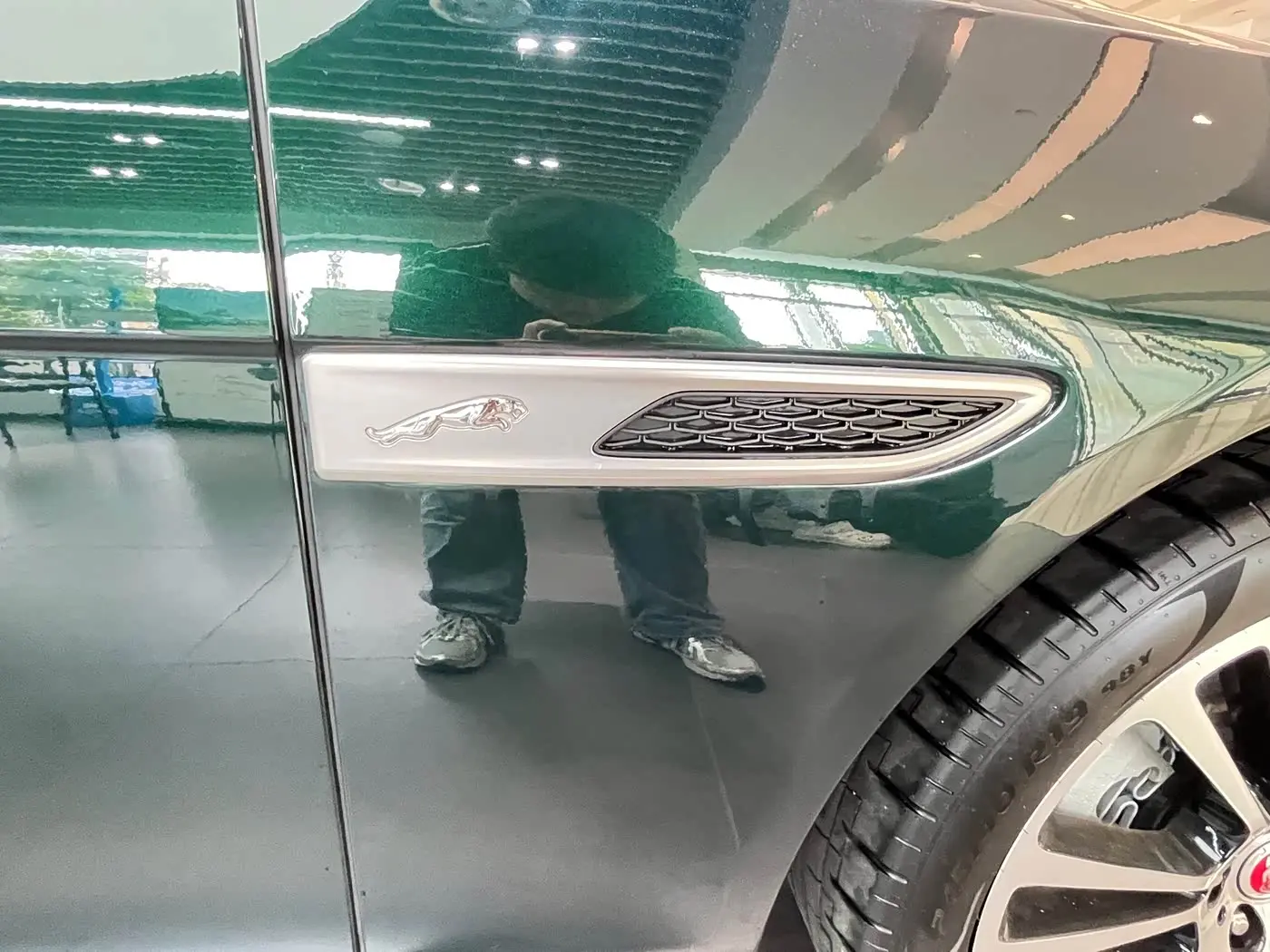 Jaguar XFL 2026 — Photo 15/16