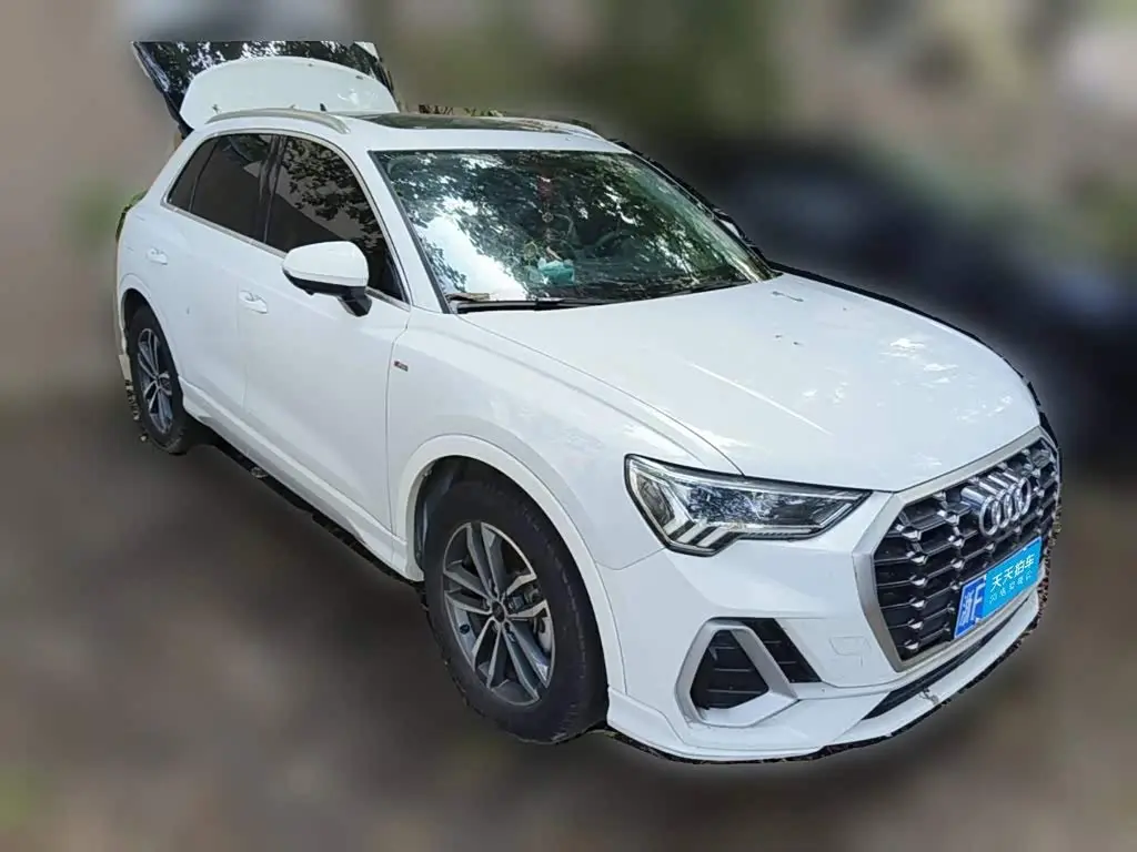 Audi Q3 2023 — Photo 3/15