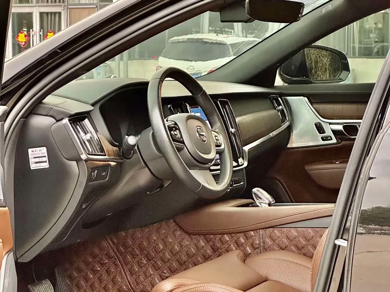 Volvo S90 2023 — Photo 4/9