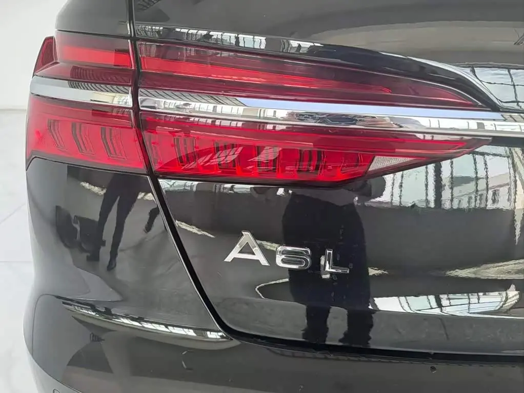Audi A6L 2023 — Фото 9/13