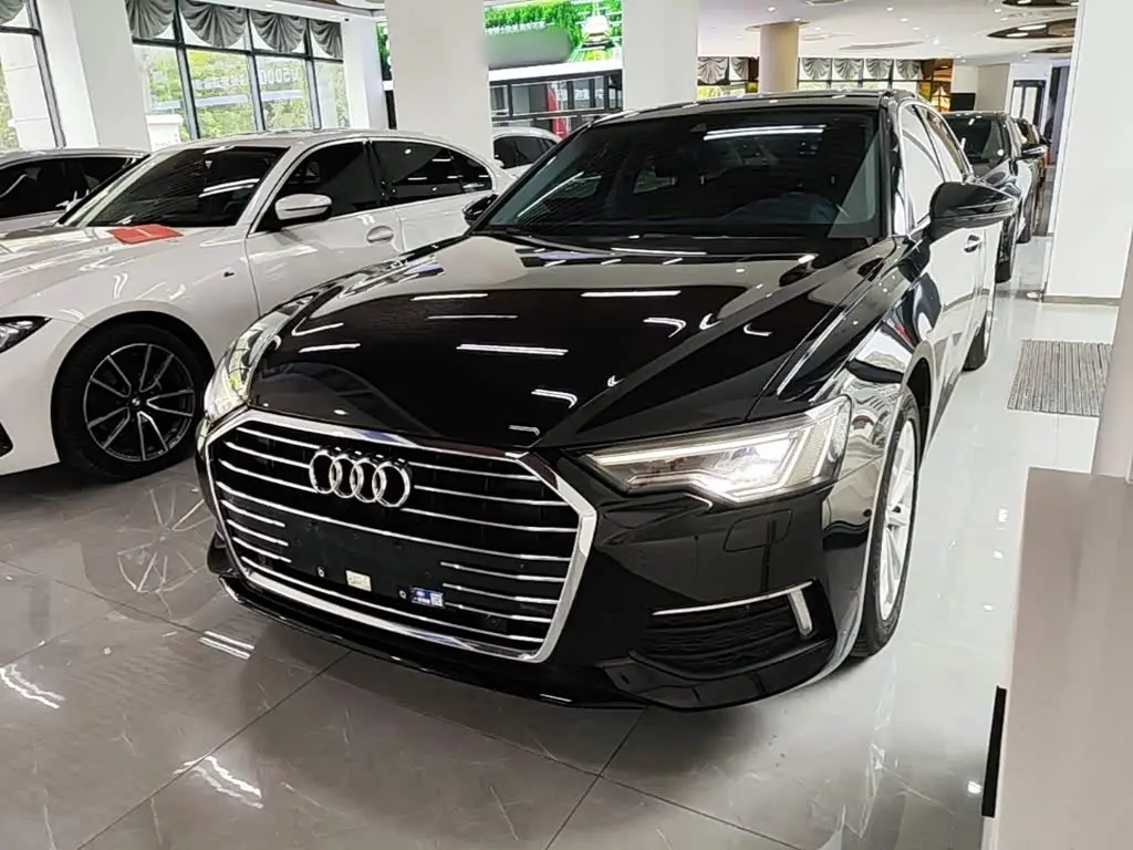 Audi A6L 2021 — Photo 1/20