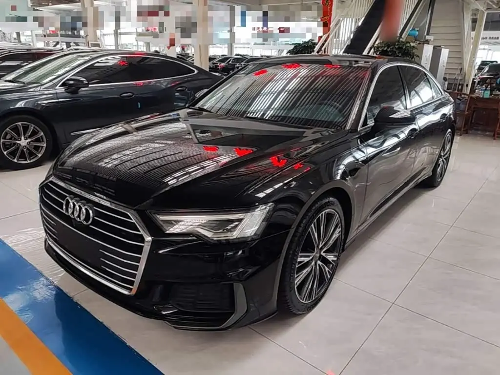 Audi A6L 2021 — Photo 2/20