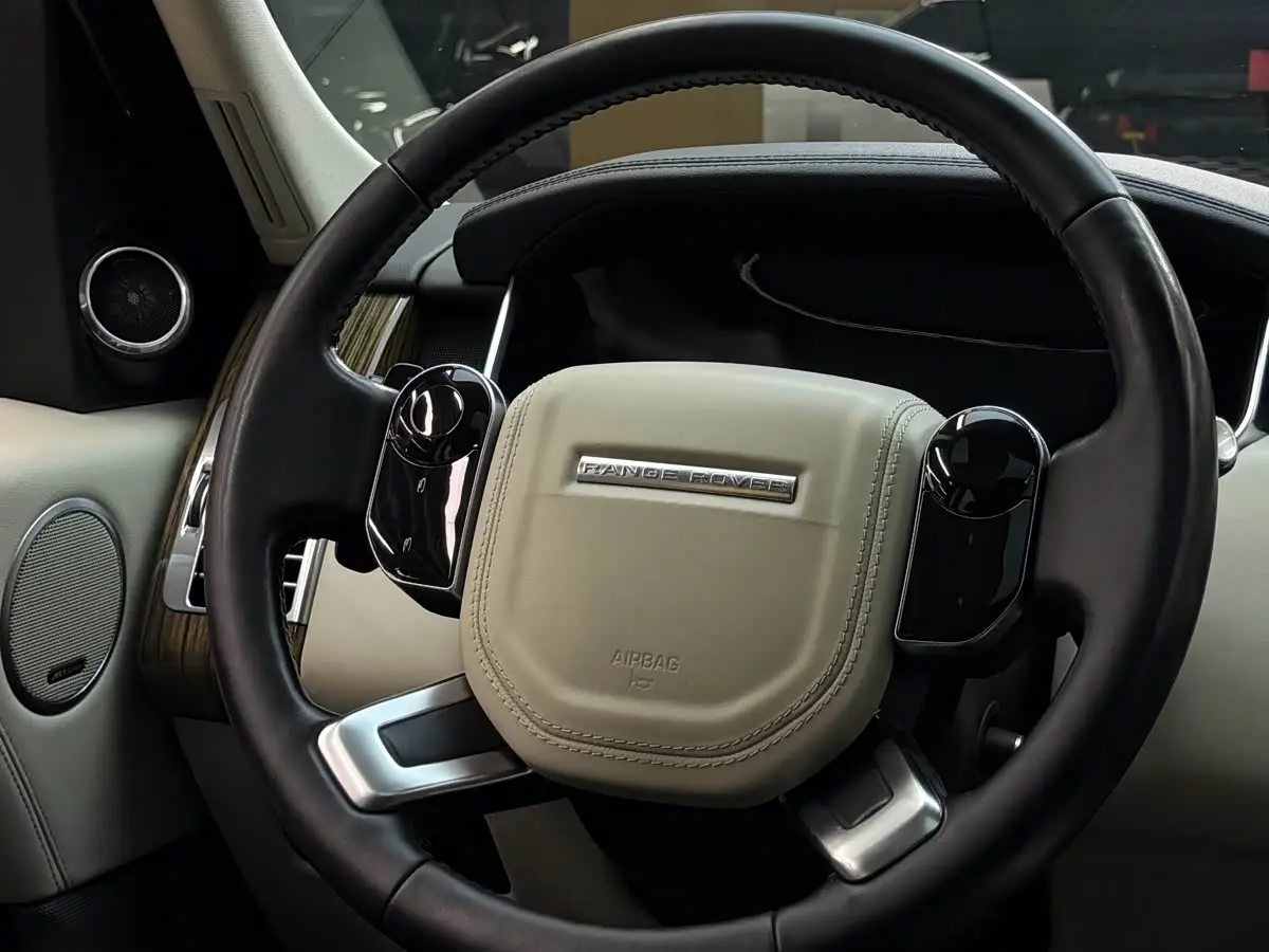 Land Rover Range Rover 2018 — Photo 5/20