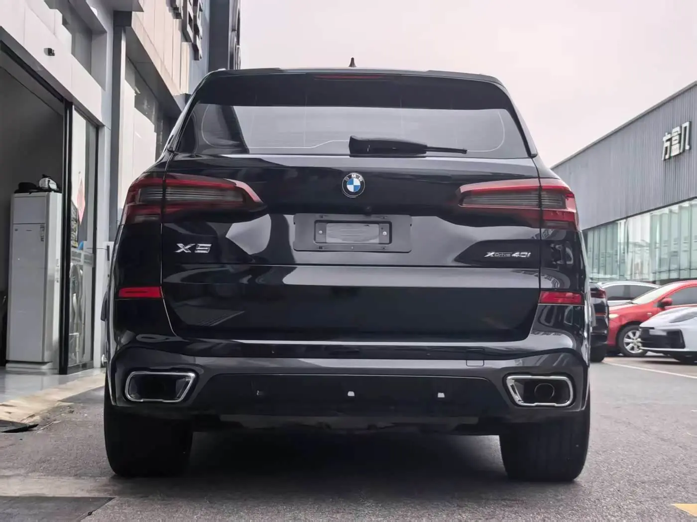 BMW X5 2021 — Фото 10/11