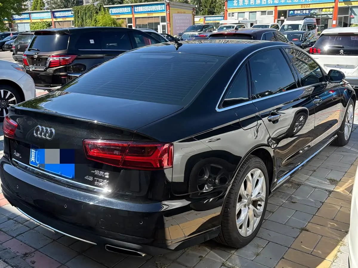 Audi A6L 2017 — Photo 4/20