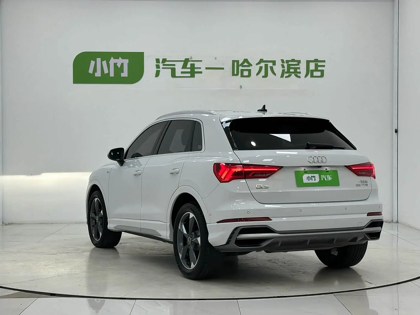 Audi Q3 2022 — Фото 4/18