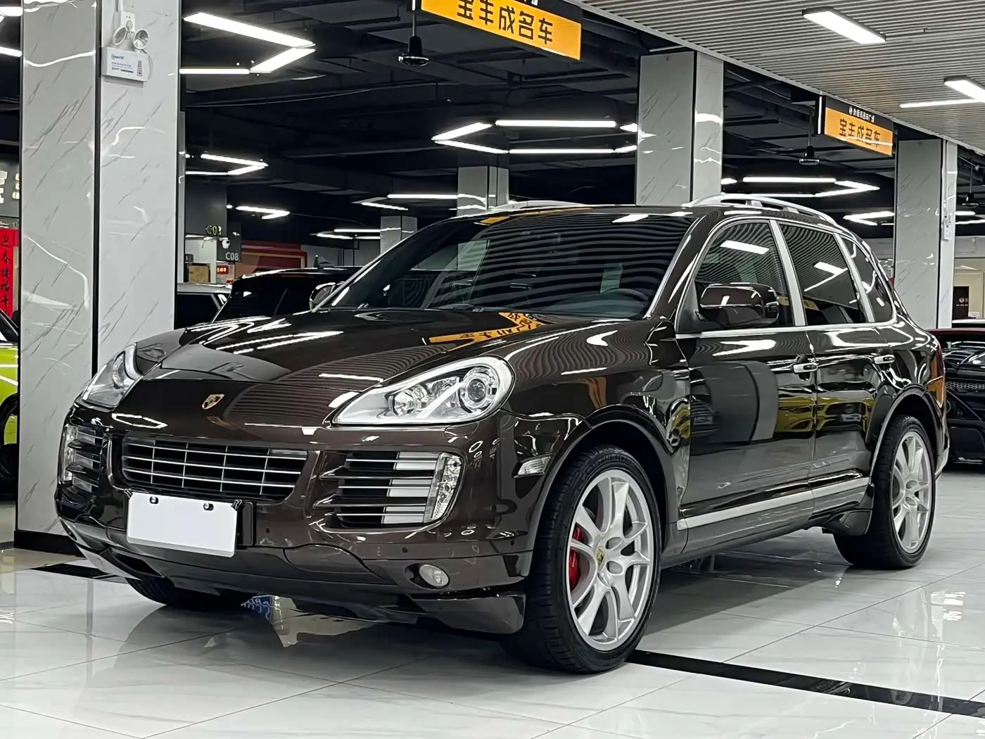 Porsche Cayenne 2009 — Photo 7/18
