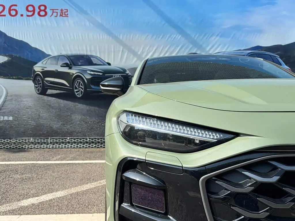 Audi A5L Sportback 2025 — Фото 9/20