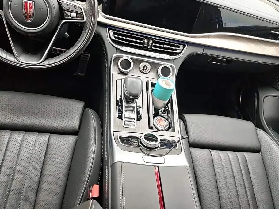 Hongqi H9 2024 — ფოტო 16/16