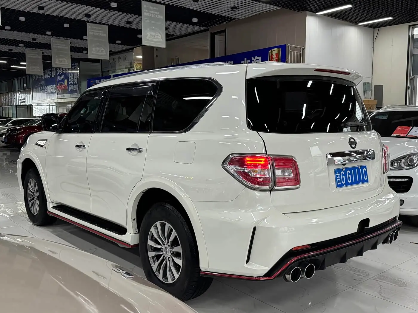 Nissan Patrol 2019 — Photo 6/15