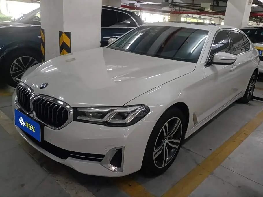 BMW 5 Series, 2022