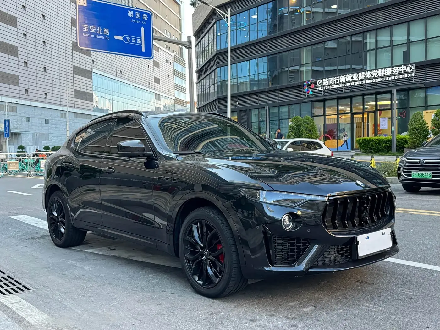 Maserati Levante 2022 — Фото 3/20