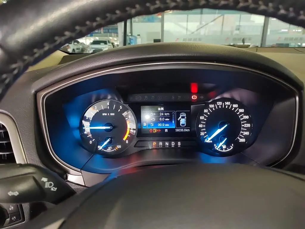 Ford Mondeo 2021 — ფოტო 4/20