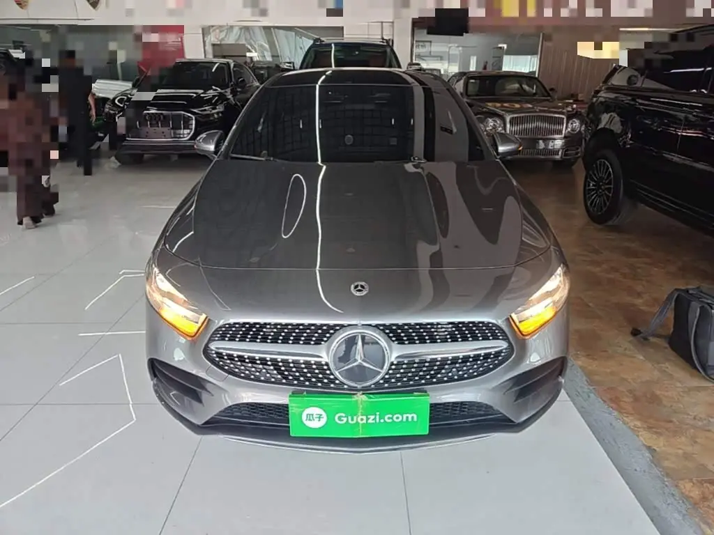 Mercedes-Benz A-Class 2023 — Фото 3/20