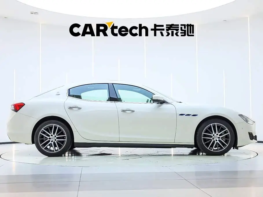 Maserati Ghibli 2021 — Photo 4/20