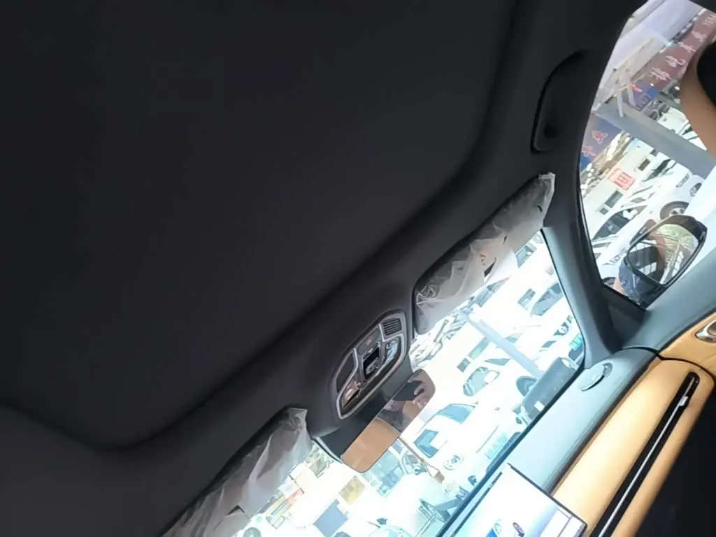 Geely Galaxy Galaxy Starship 7 EM-i 2025 — Photo 18/20