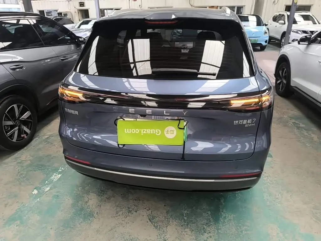 Geely Galaxy Galaxy Starship 7 EM-i 2025 — Photo 6/20