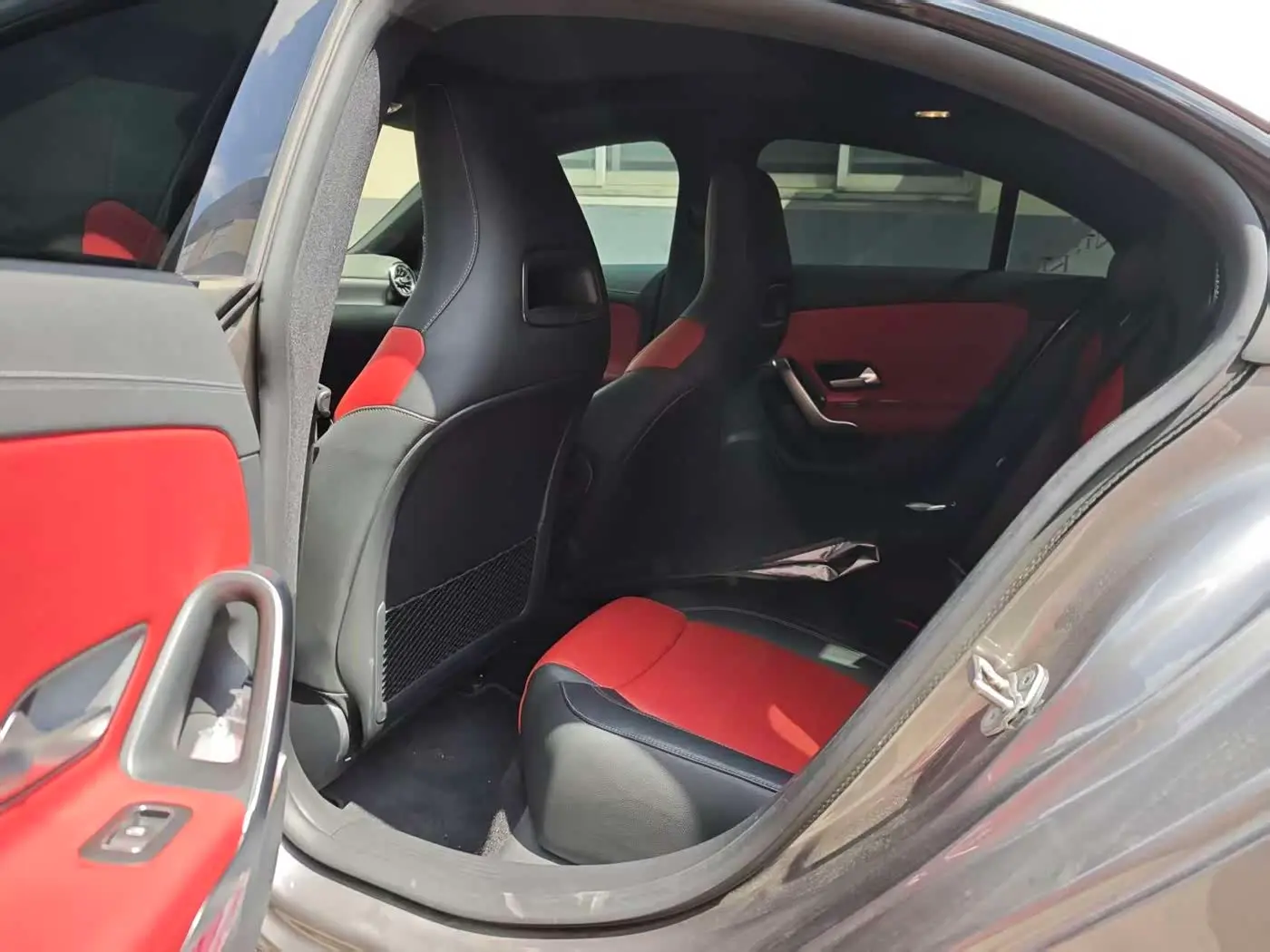 Mercedes-Benz CLA AMG 2021 — Фото 5/8