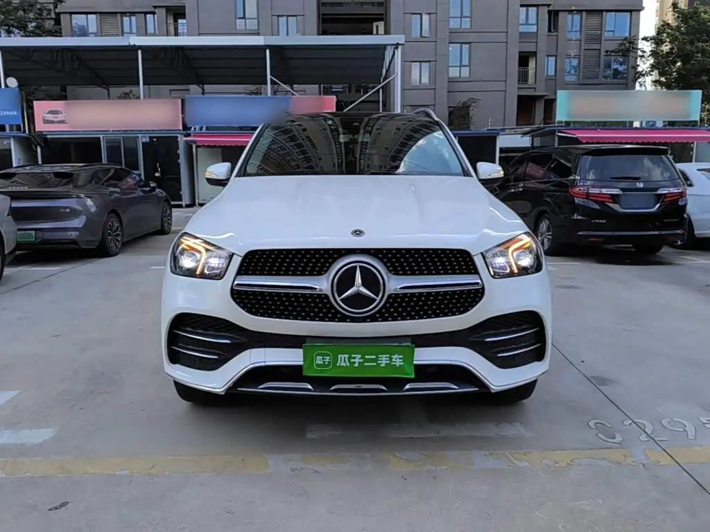 Mercedes-Benz GLE 2020 — Photo 3/20