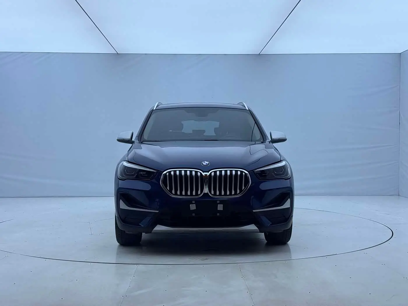 BMW X1 2022 — Фото 2/20